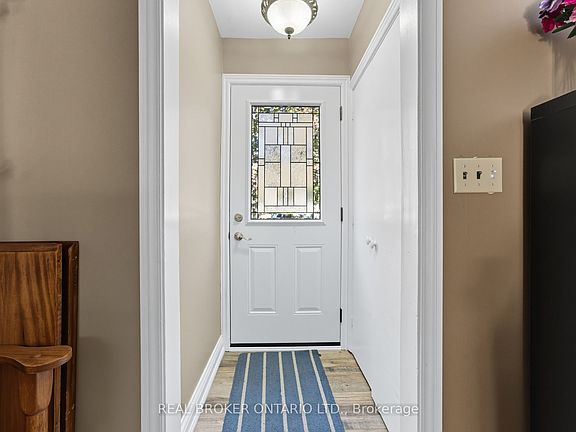 3rd image of 36 Gibson Dr