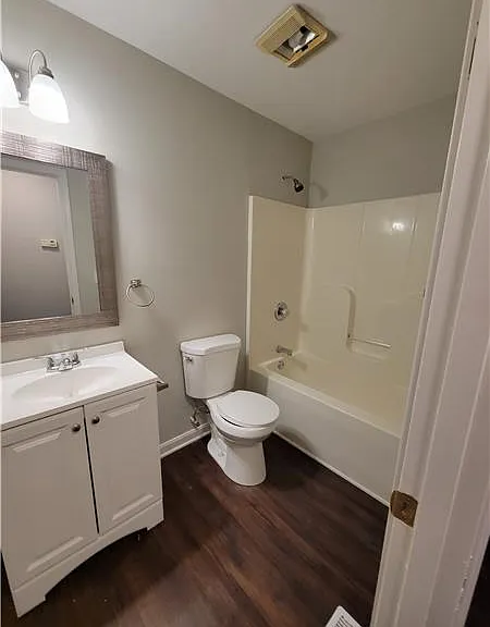 2824 Lauren Meadows Dr — Photo 14