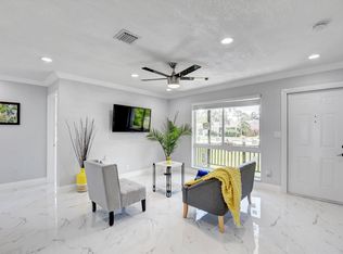 1701 SW 10th Ct, Fort Lauderdale, FL 33312