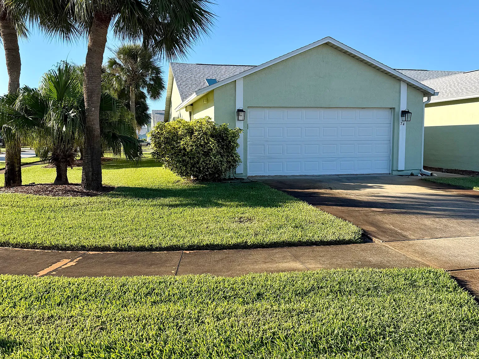 2 bed, 1201 sqft, $2,395 — Photo 2