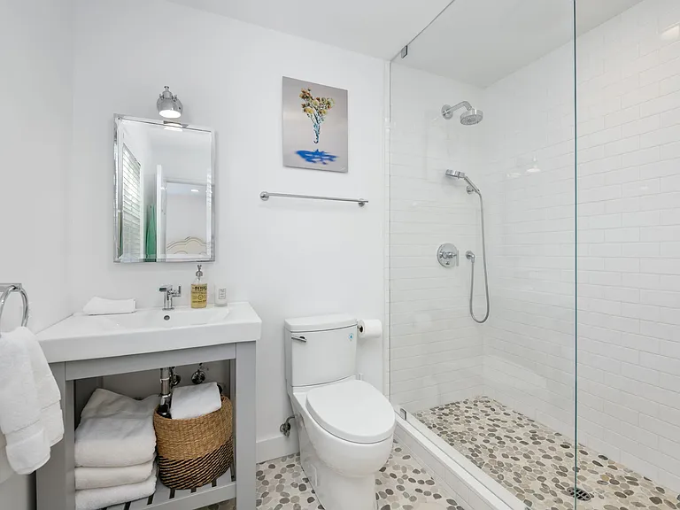 Bedroom 4 bathroom ensuite