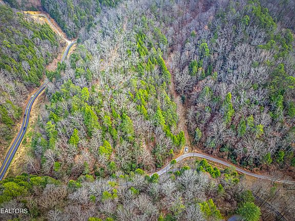 5th image of Boogertown Rd