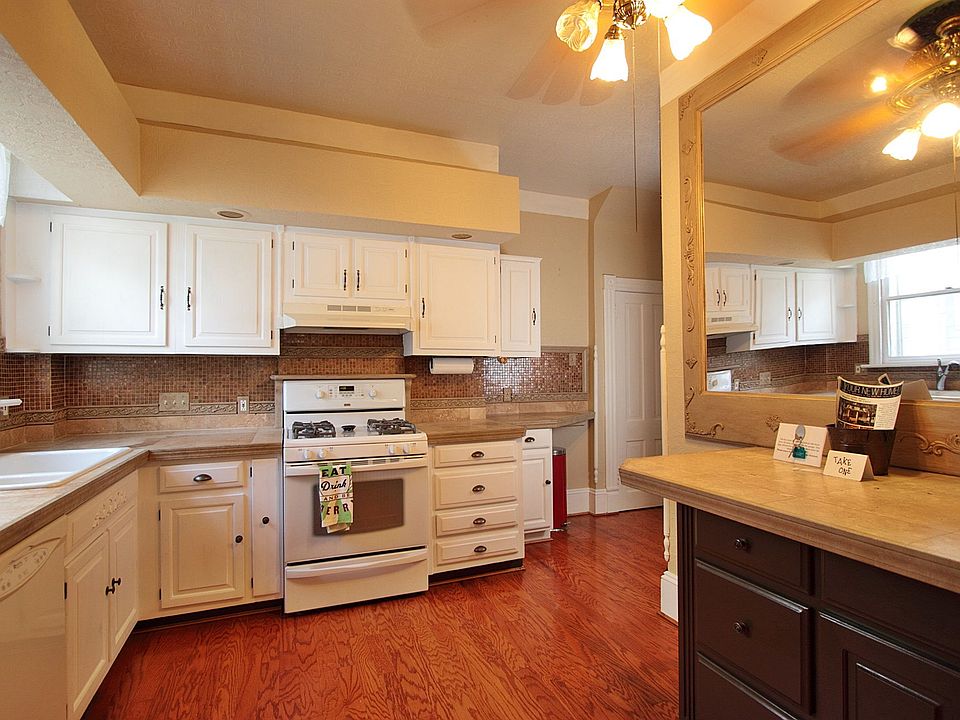 2nd image of 327 52nd St