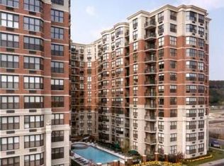 25 Ave At Port Imperial APT 1018, West New York, NJ 07093