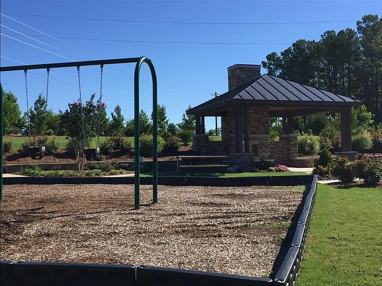4116 Vallonia Dr — Photo 40