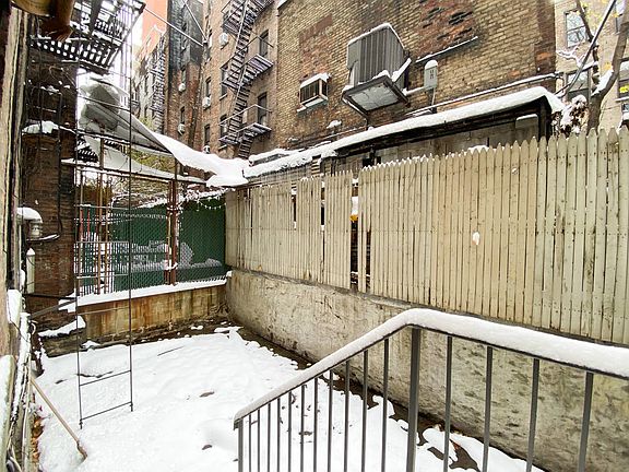 3rd image of 222 E 85th St #1RR