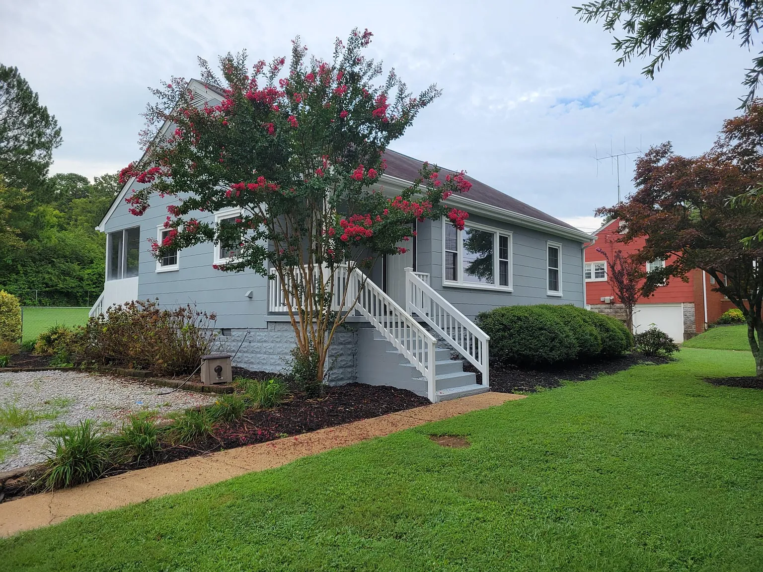 2 bed, 1122 sqft, $1,450 — Photo 1