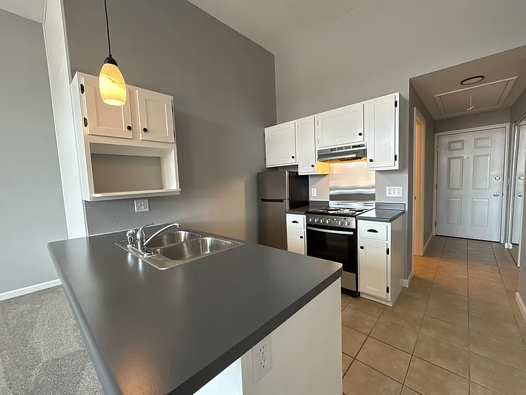 529 N 3rd St #3 — Photo 7