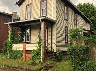 1832 5th Ave, Beaver Falls, PA