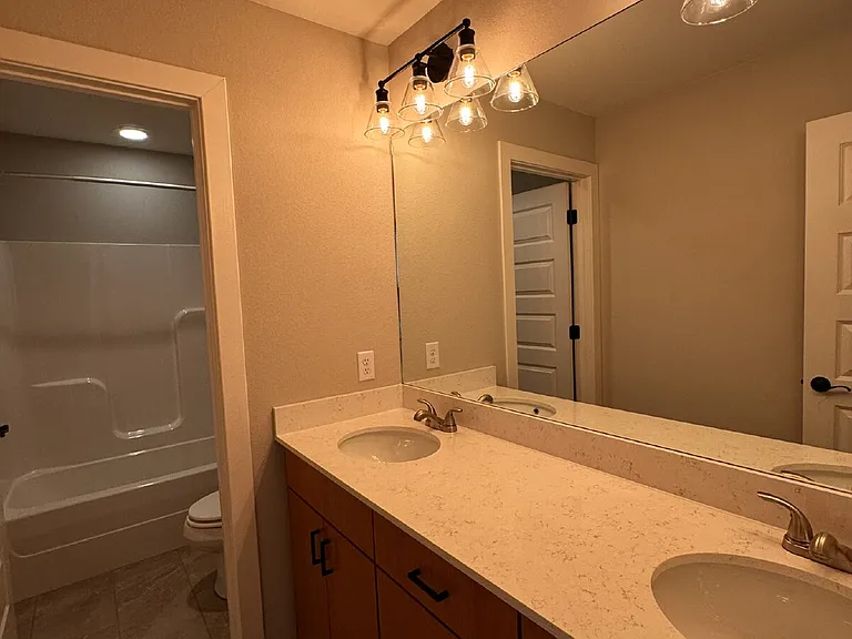 2375 Amherst Aly — Photo 22