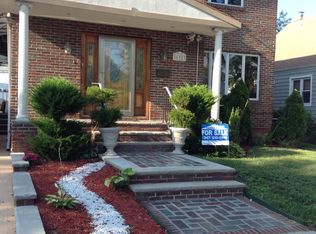 16323 20th Ave, Whitestone, NY 11357