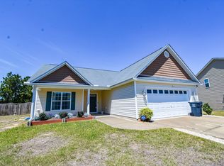 2632 Indian Wells Ct, Hope Mills, NC 28348