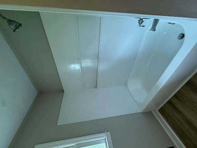 119 Dobbins Cir — Photo 13