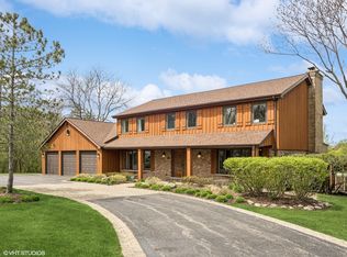 202 E Hillside Rd, Barrington, IL 60010