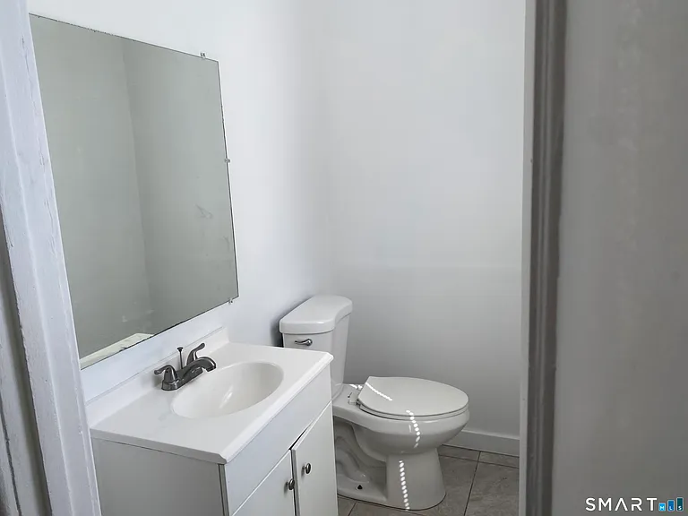 54-56 Westbourne Pkwy #1 — Photo 8