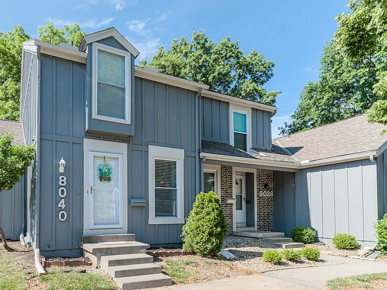 8040 Halsey St — Photo 24