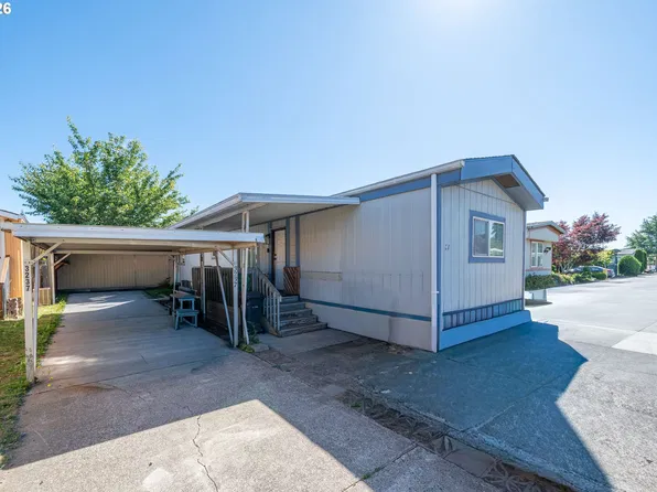 3237 Elm St #21, Hubbard, OR 97032