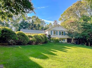 39620 Ellen Ct, Mechanicsville, MD 20659