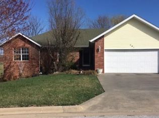 701 W Ridgecrest St, Ozark, MO 65721