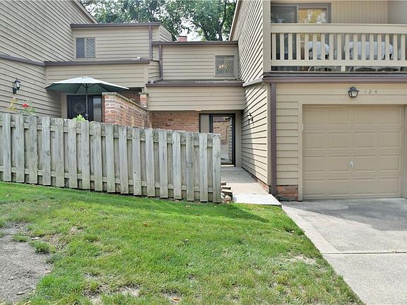 2nd image of 124 Kimrose Ln #124