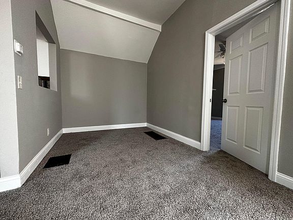 5th image of 1325 Lincoln Ave #A