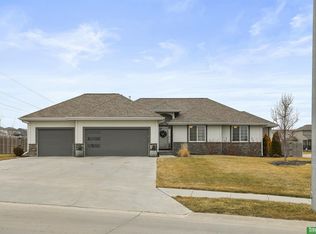 18606 George Miller Pkwy, Elkhorn, NE 68022