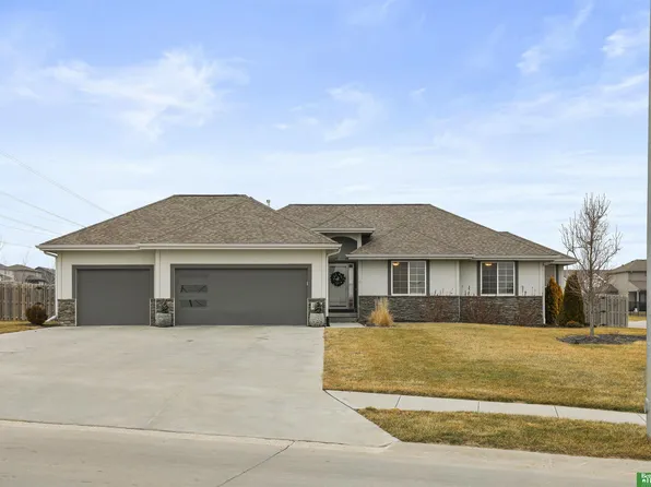 18606 George Miller Pkwy, Elkhorn, NE 68022