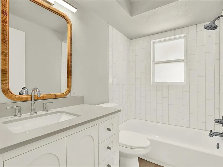 1187 Bass Blvd #A — Photo 7