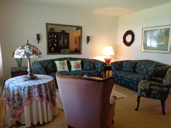 2nd image of 55 Westport Dr