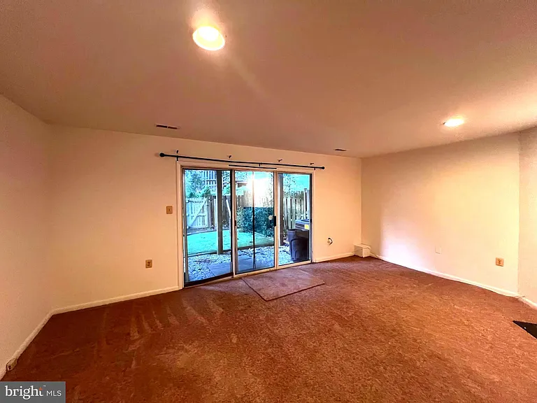 13303 Waterside Cir — Photo 18