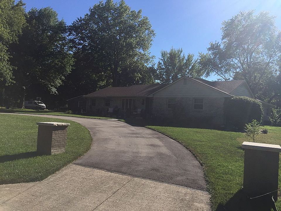 2nd image of 1003 W 77th Street South Dr