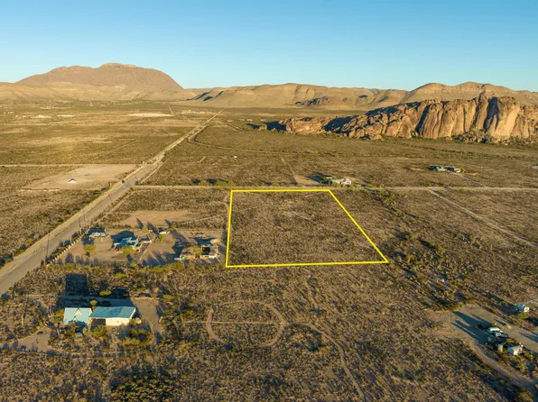 7261 Woodrow Rd, El Paso, TX 79938