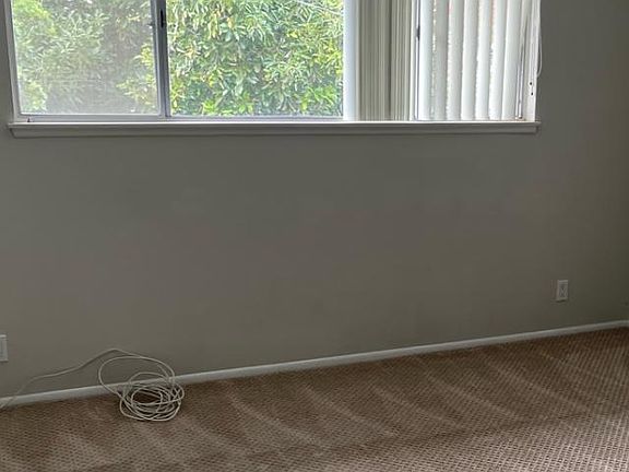 4th image of 5062 San Julio Ave
