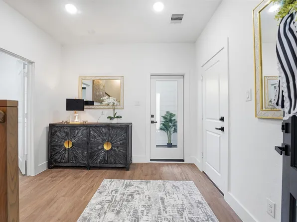3610 Bastrop St, Houston, TX 77004