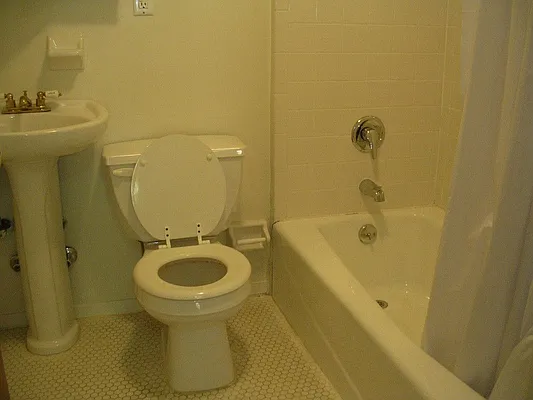 Rented by RV Realty | media 21