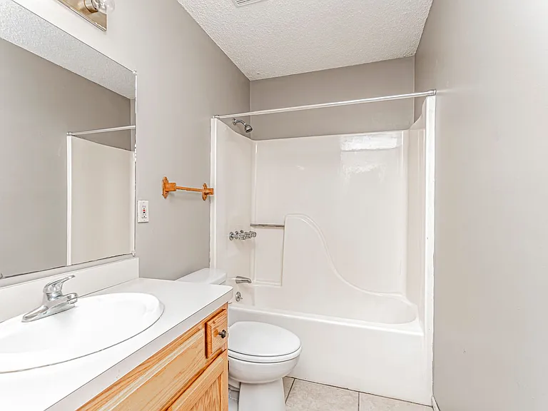 1528 Saint Marys Rd — Photo 14