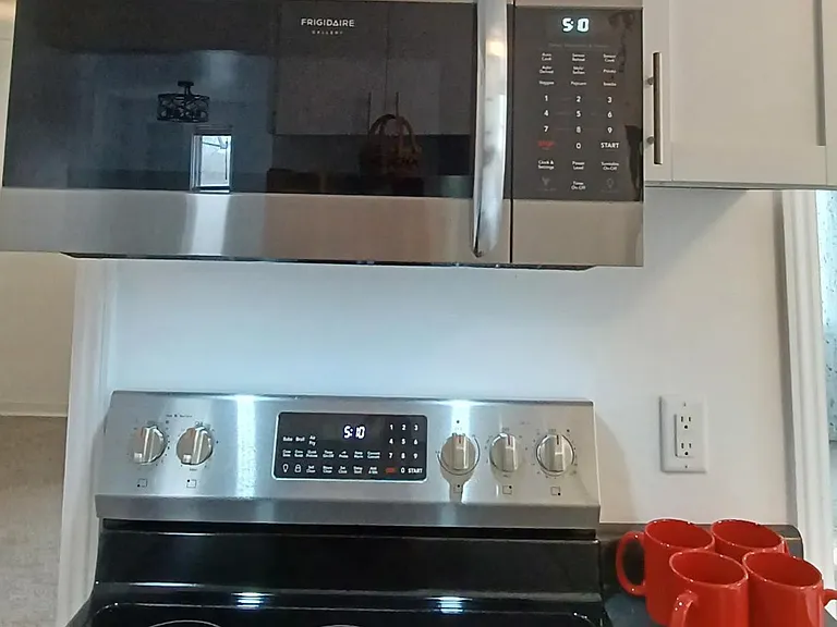 232 N Lake St SE #1 — Photo 12