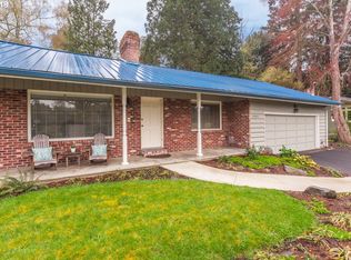 16805 Old River Dr, Lake Oswego, OR 97034