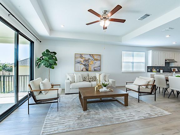 3rd image of 1040 Villa Rialto Vw
