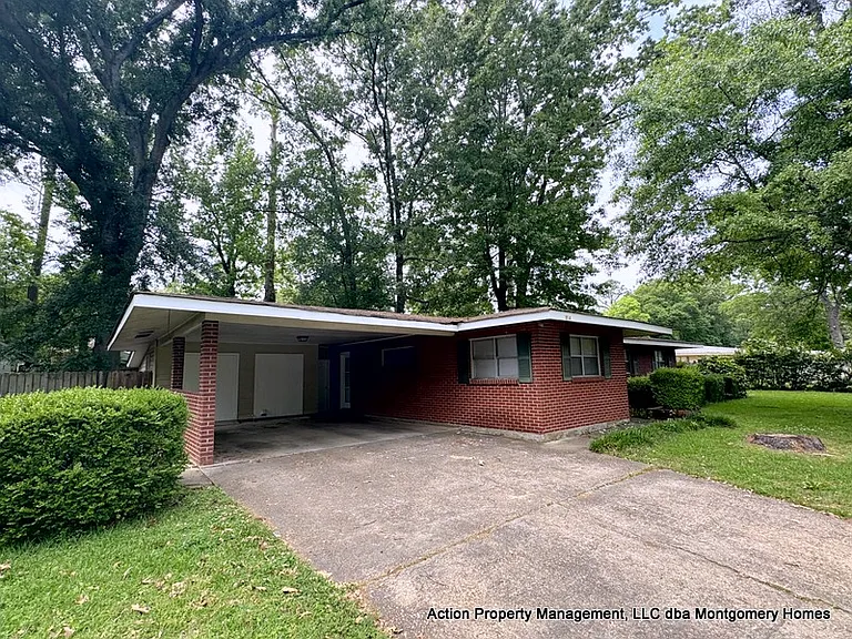 1814 Sylvan Dr — Photo 3
