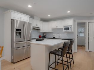 211 Victoria Rd #101, Nanaimo, BC V9R 4P7