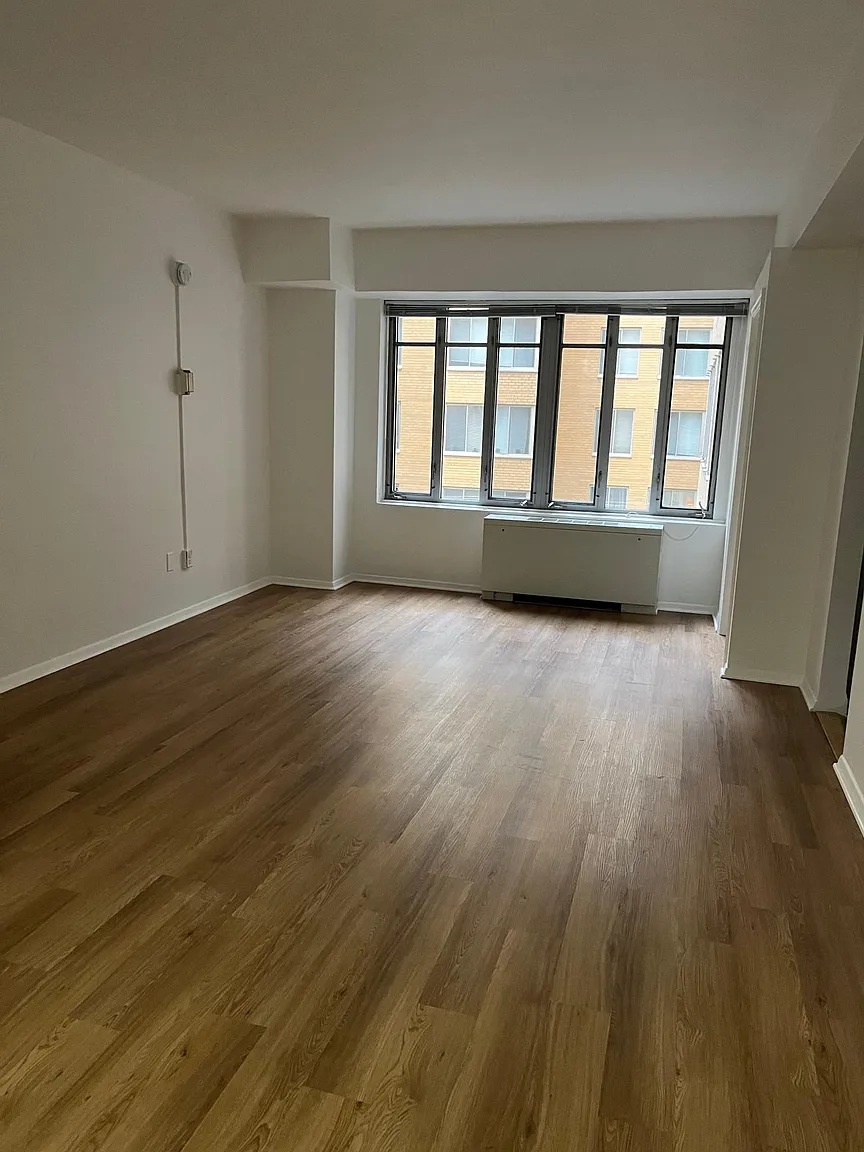 1711 Massachusetts Ave NW #225 photo 1