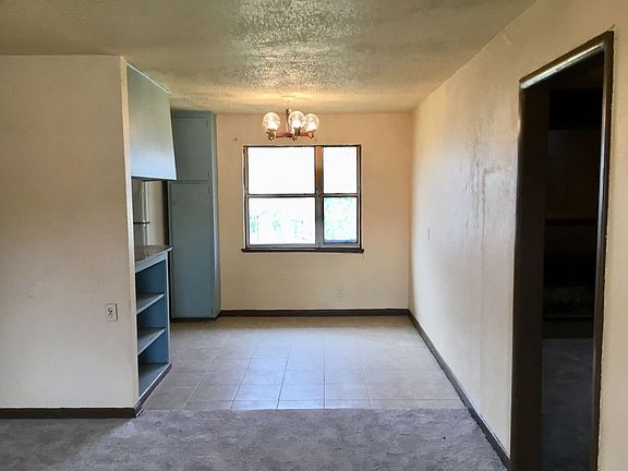 2nd image of 1817 Overbrook Dr