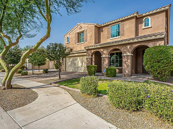 2nd image of 3890 E Horseshoe Pl