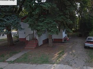 622 11th St NE, Minot, ND 58703