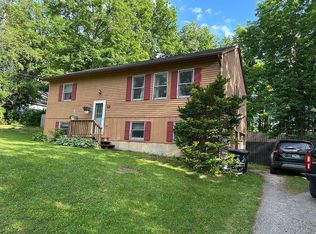 56 Hildur Hl, Bennington, VT 05201