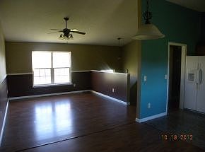 3rd image of 506 Nunley Dr