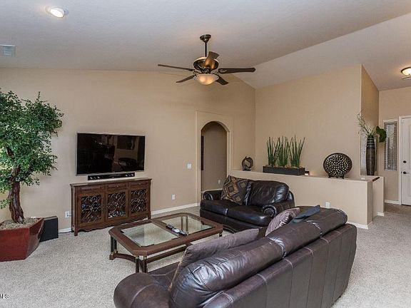 Living room 1