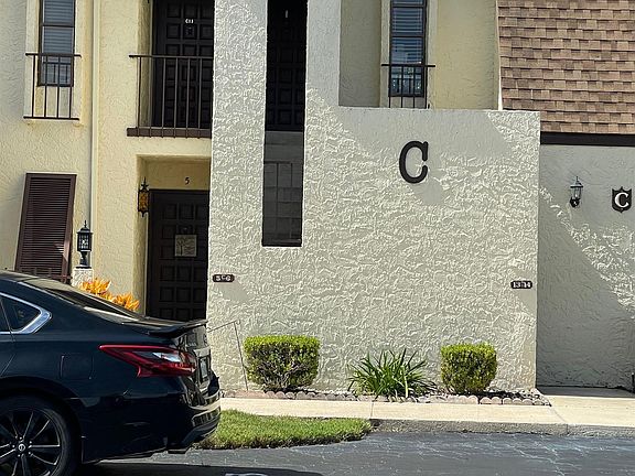 2nd image of 600 Domenico Cir Unit C6