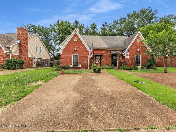 3rd image of 2184 Shady Grove Cv